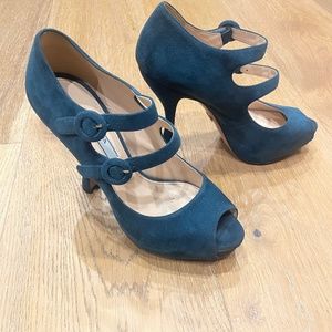 Prada size 6/36, teal blue